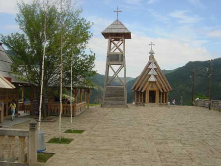 ZLATIBOR  – MOKRA GORA UDALJENOST